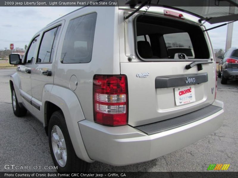 Light Graystone Pearl / Dark Slate Gray 2009 Jeep Liberty Sport