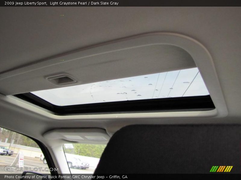 Light Graystone Pearl / Dark Slate Gray 2009 Jeep Liberty Sport