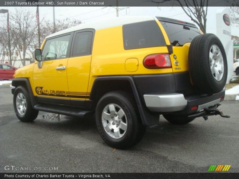 Sun Fusion / Dark Charcoal 2007 Toyota FJ Cruiser 4WD