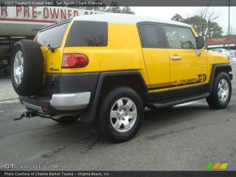 Sun Fusion / Dark Charcoal 2007 Toyota FJ Cruiser 4WD