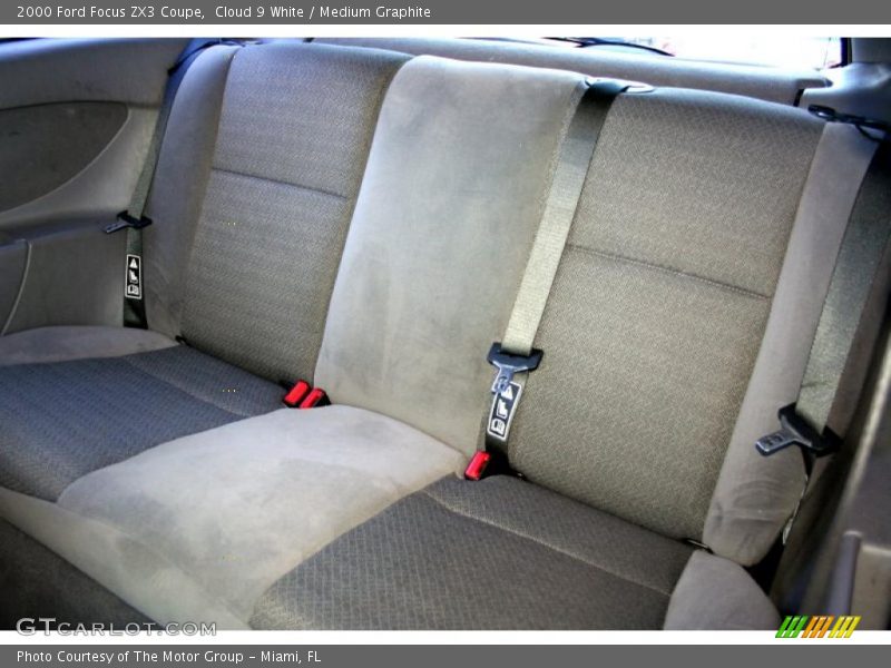 Cloud 9 White / Medium Graphite 2000 Ford Focus ZX3 Coupe