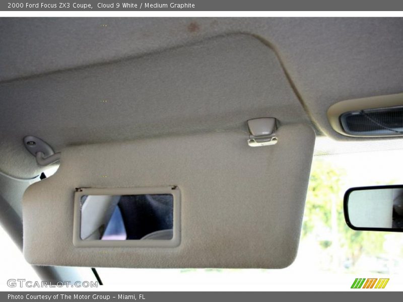 Cloud 9 White / Medium Graphite 2000 Ford Focus ZX3 Coupe