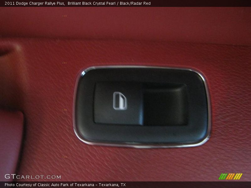 Brilliant Black Crystal Pearl / Black/Radar Red 2011 Dodge Charger Rallye Plus