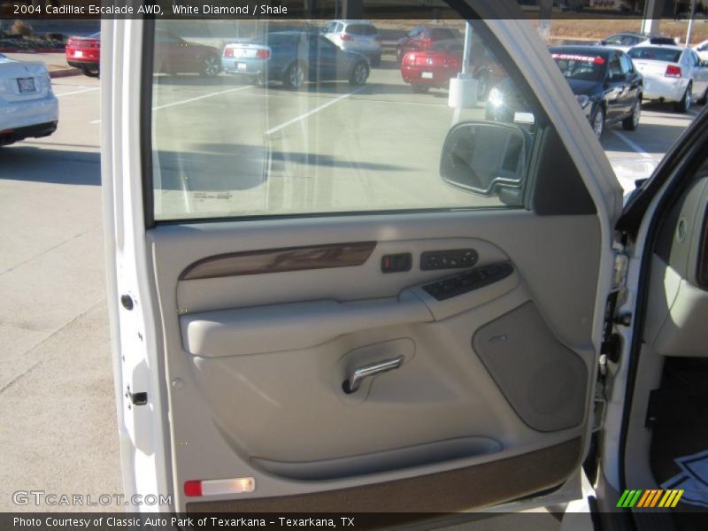 White Diamond / Shale 2004 Cadillac Escalade AWD