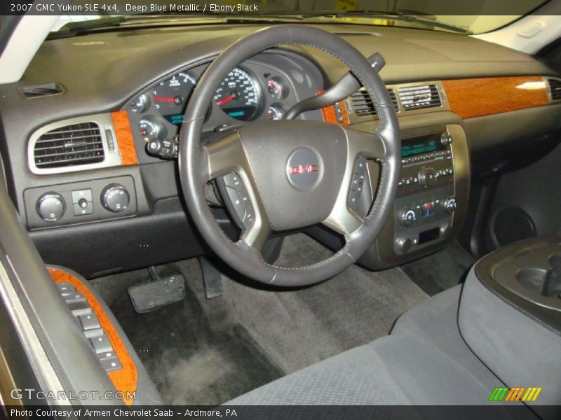 Deep Blue Metallic / Ebony Black 2007 GMC Yukon SLE 4x4