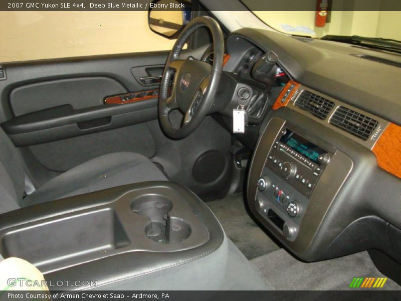 Deep Blue Metallic / Ebony Black 2007 GMC Yukon SLE 4x4