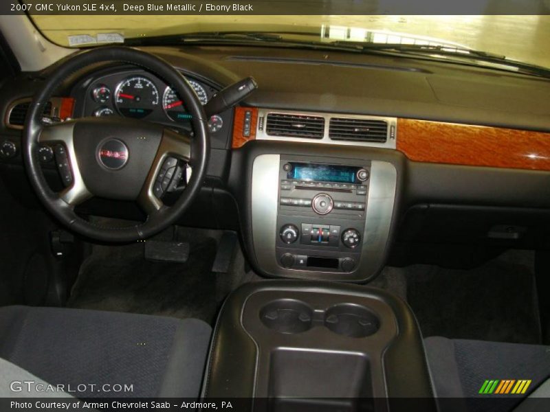 Deep Blue Metallic / Ebony Black 2007 GMC Yukon SLE 4x4