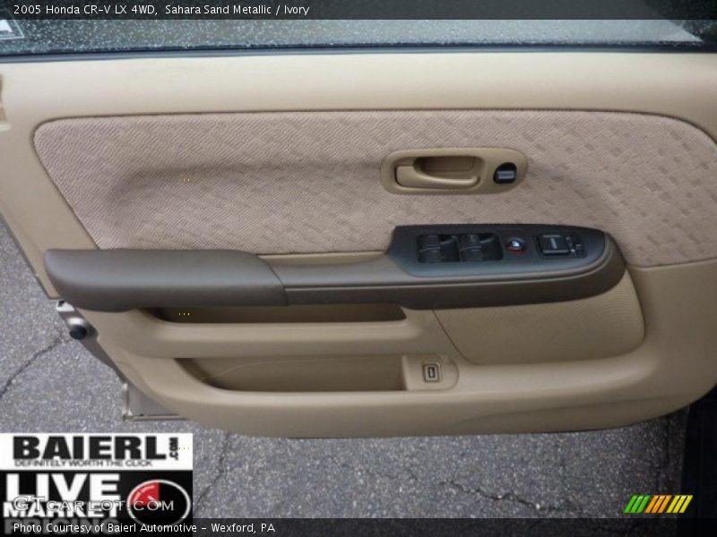 Sahara Sand Metallic / Ivory 2005 Honda CR-V LX 4WD