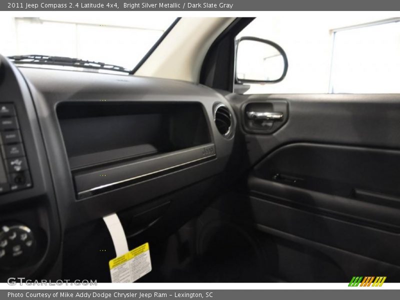 Bright Silver Metallic / Dark Slate Gray 2011 Jeep Compass 2.4 Latitude 4x4