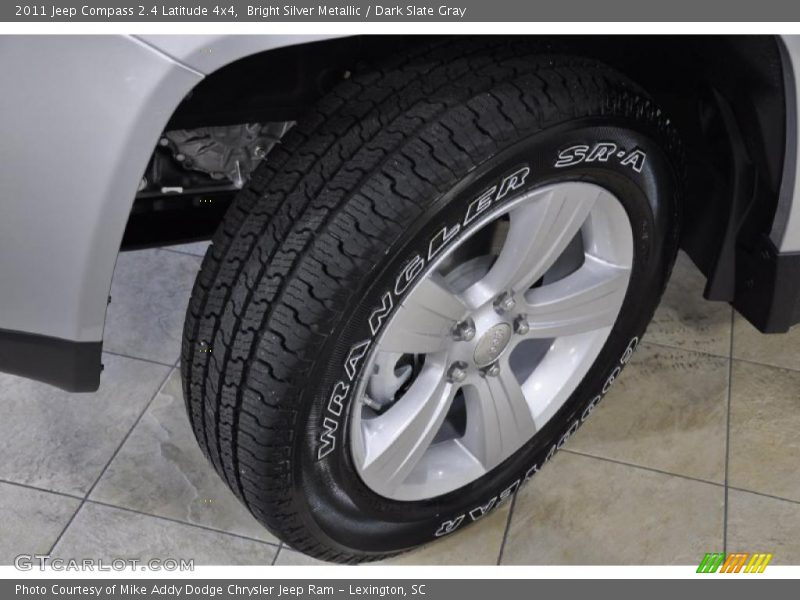  2011 Compass 2.4 Latitude 4x4 Wheel