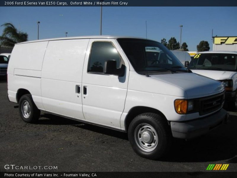 Oxford White / Medium Flint Grey 2006 Ford E Series Van E150 Cargo