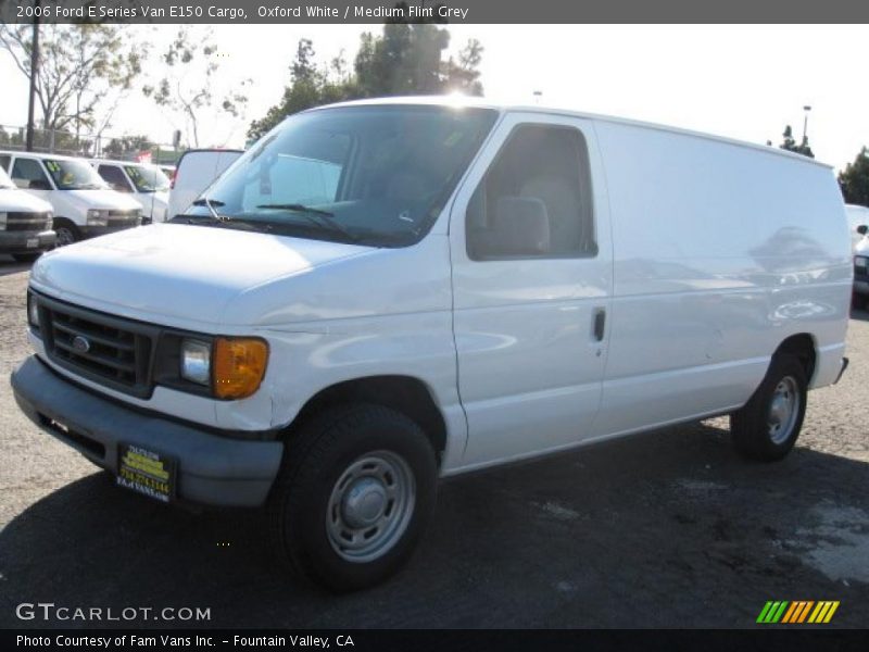 Oxford White / Medium Flint Grey 2006 Ford E Series Van E150 Cargo