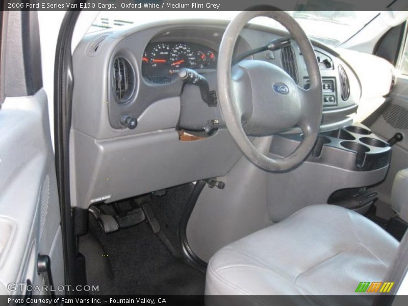 Oxford White / Medium Flint Grey 2006 Ford E Series Van E150 Cargo