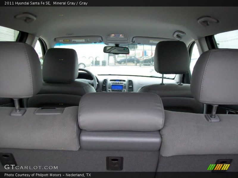 Mineral Gray / Gray 2011 Hyundai Santa Fe SE
