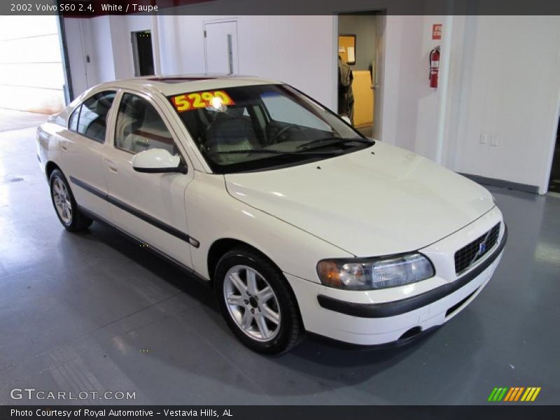 White / Taupe 2002 Volvo S60 2.4