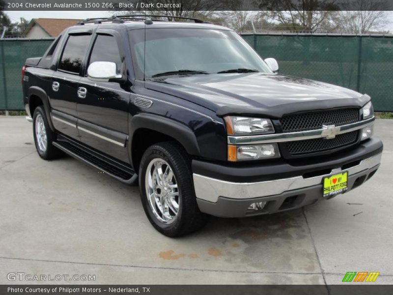 Black / Dark Charcoal 2004 Chevrolet Avalanche 1500 Z66