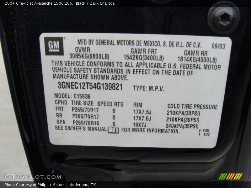 Black / Dark Charcoal 2004 Chevrolet Avalanche 1500 Z66