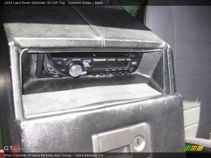 Coniston Green / Black 1994 Land Rover Defender 90 Soft Top