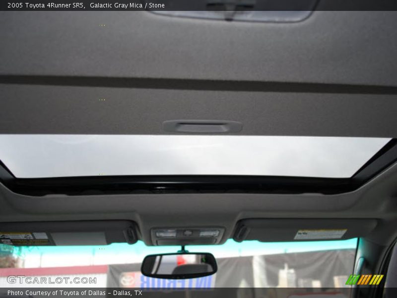 Galactic Gray Mica / Stone 2005 Toyota 4Runner SR5