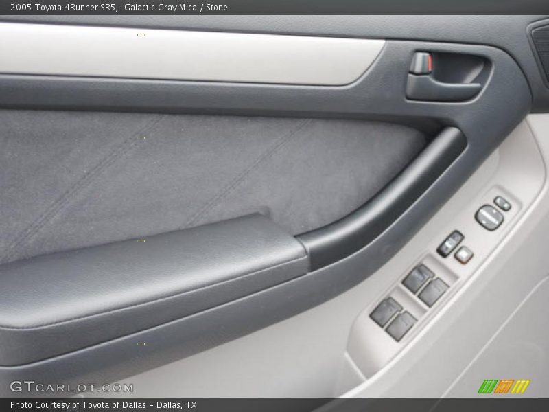 Galactic Gray Mica / Stone 2005 Toyota 4Runner SR5