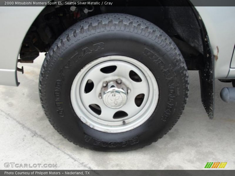  2000 Montero Sport ES Wheel