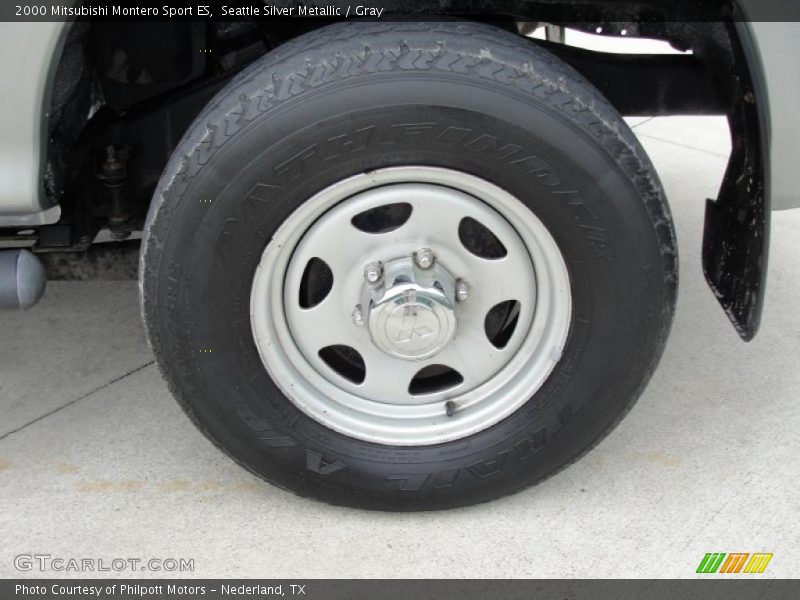  2000 Montero Sport ES Wheel