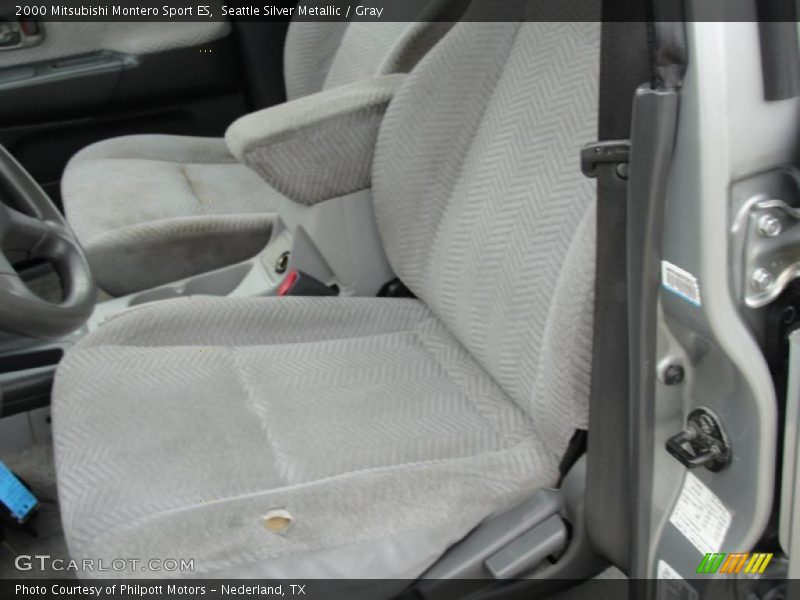 Seattle Silver Metallic / Gray 2000 Mitsubishi Montero Sport ES