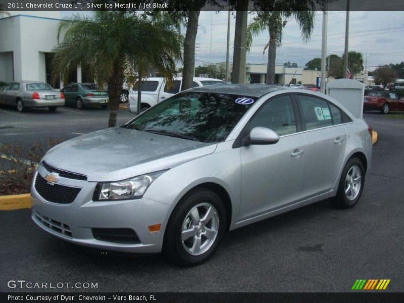 Silver Ice Metallic / Jet Black 2011 Chevrolet Cruze LT