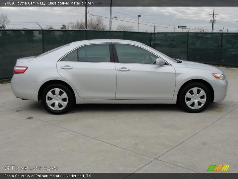 Classic Silver Metallic / Ash 2009 Toyota Camry LE