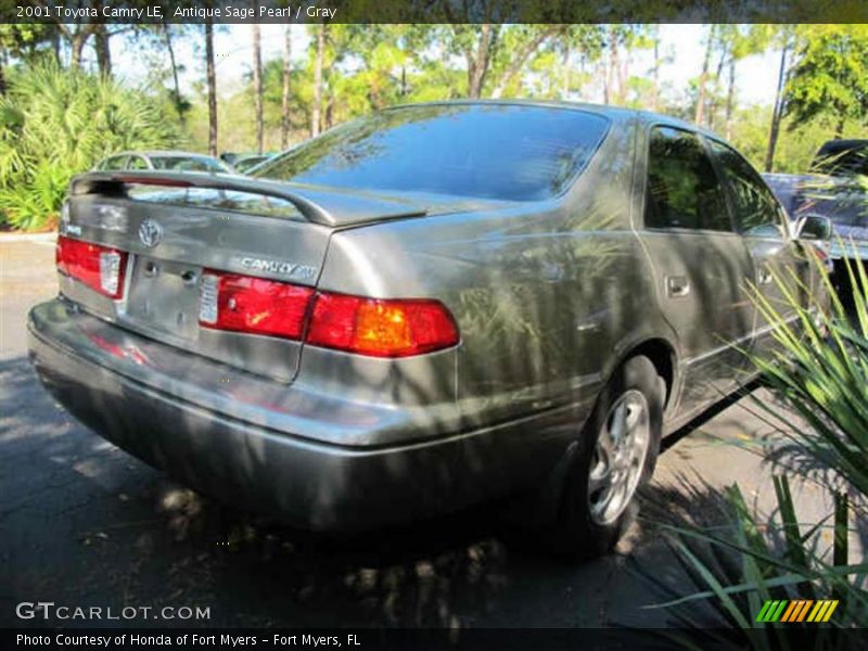 Antique Sage Pearl / Gray 2001 Toyota Camry LE