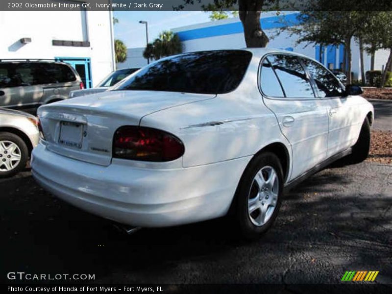 Ivory White / Dark Gray 2002 Oldsmobile Intrigue GX