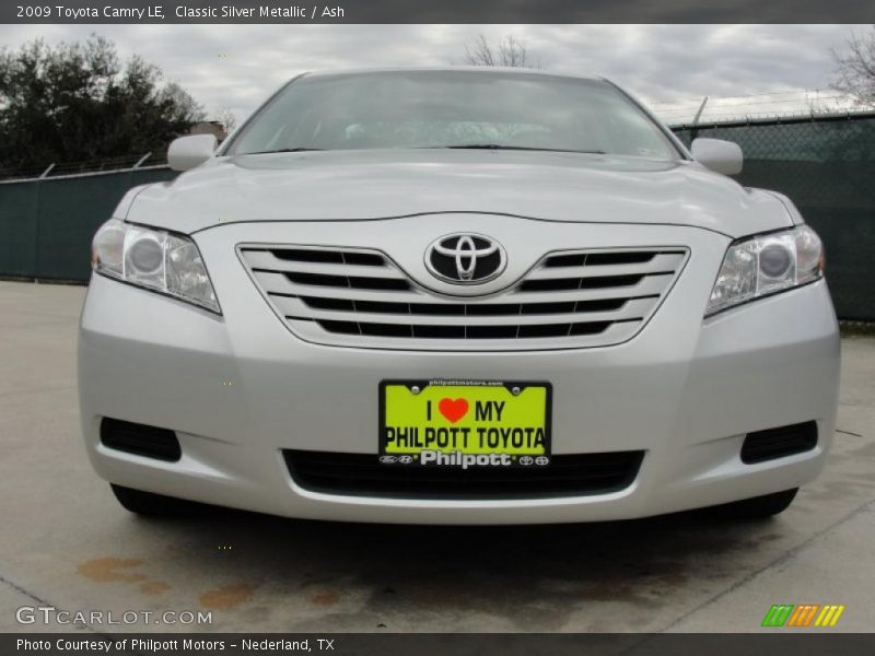 Classic Silver Metallic / Ash 2009 Toyota Camry LE