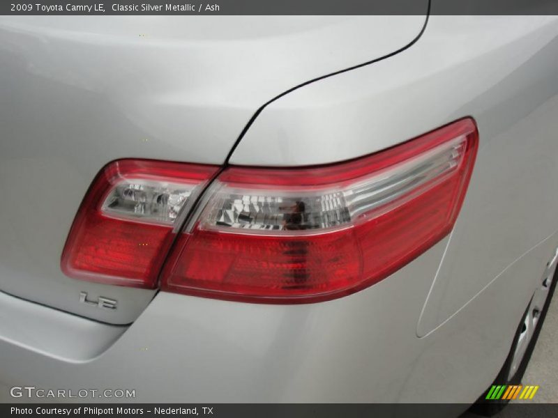 Classic Silver Metallic / Ash 2009 Toyota Camry LE