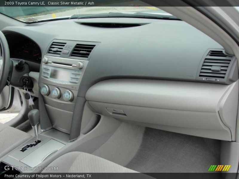 Classic Silver Metallic / Ash 2009 Toyota Camry LE