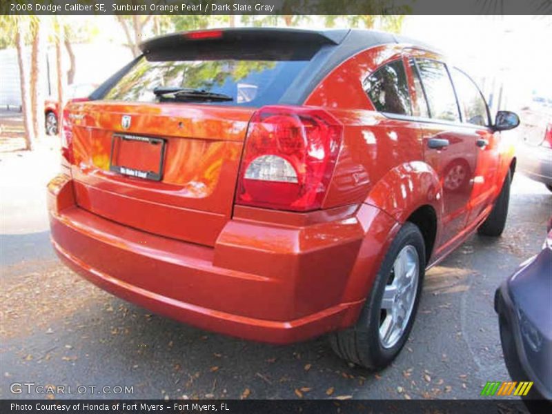 Sunburst Orange Pearl / Dark Slate Gray 2008 Dodge Caliber SE