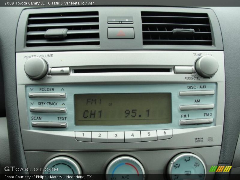 Classic Silver Metallic / Ash 2009 Toyota Camry LE