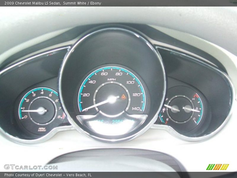 Summit White / Ebony 2009 Chevrolet Malibu LS Sedan