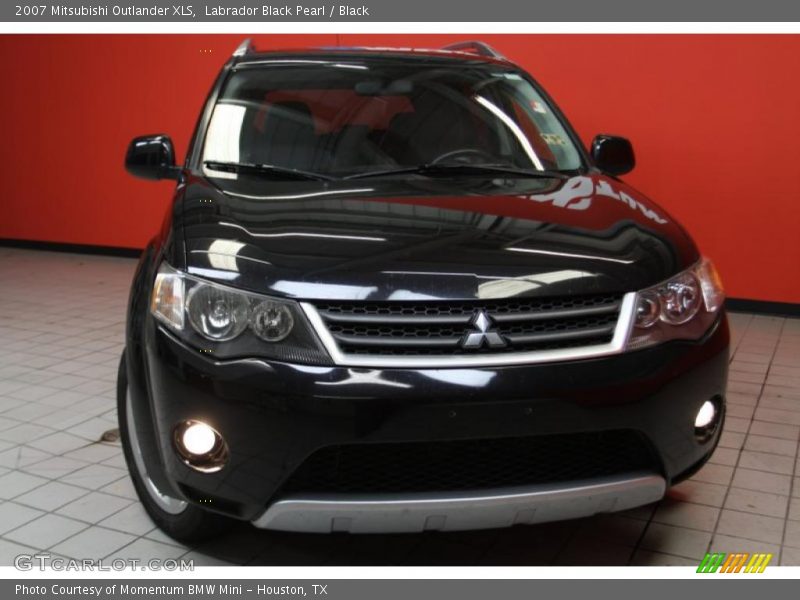 Labrador Black Pearl / Black 2007 Mitsubishi Outlander XLS