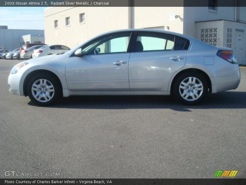 Radiant Silver Metallic / Charcoal 2009 Nissan Altima 2.5