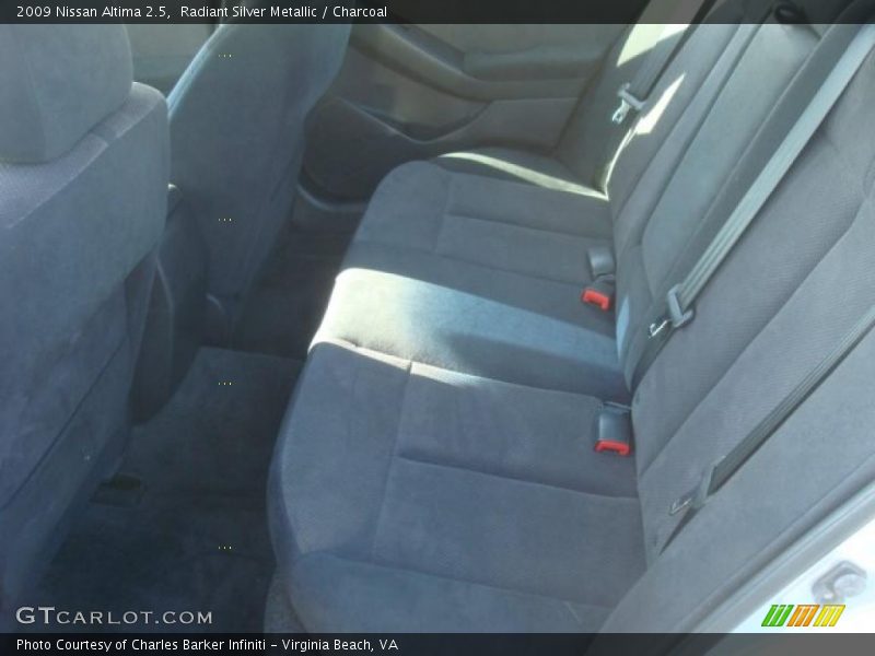 Radiant Silver Metallic / Charcoal 2009 Nissan Altima 2.5