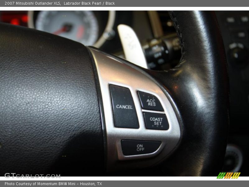 Labrador Black Pearl / Black 2007 Mitsubishi Outlander XLS