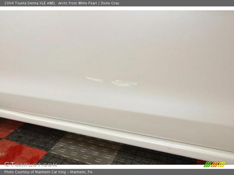 Arctic Frost White Pearl / Stone Gray 2004 Toyota Sienna XLE AWD