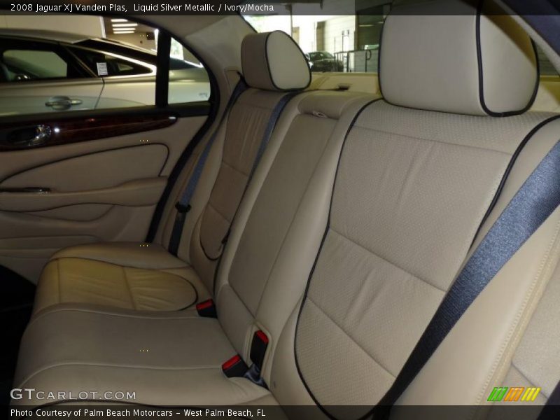 Liquid Silver Metallic / Ivory/Mocha 2008 Jaguar XJ Vanden Plas