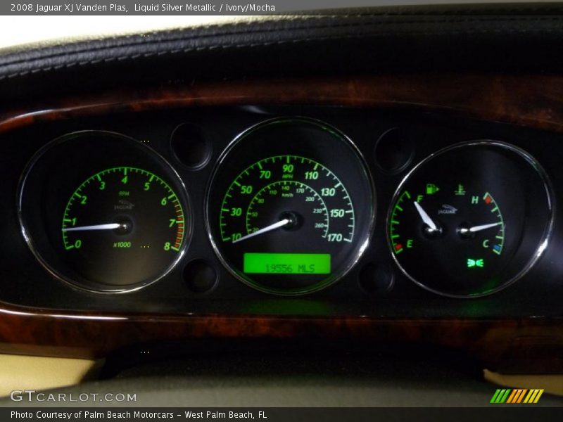  2008 XJ Vanden Plas Vanden Plas Gauges
