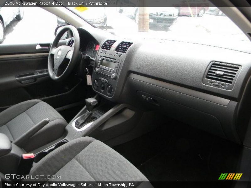 Black Uni / Anthracite 2006 Volkswagen Rabbit 4 Door