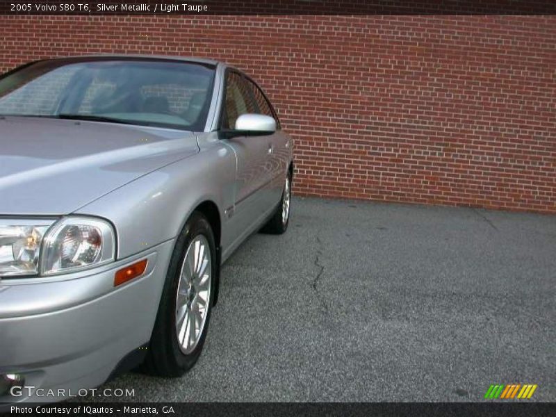 Silver Metallic / Light Taupe 2005 Volvo S80 T6