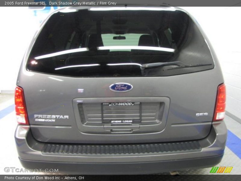 Dark Shadow Grey Metallic / Flint Grey 2005 Ford Freestar SES