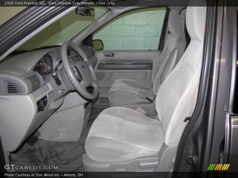  2005 Freestar SES Flint Grey Interior