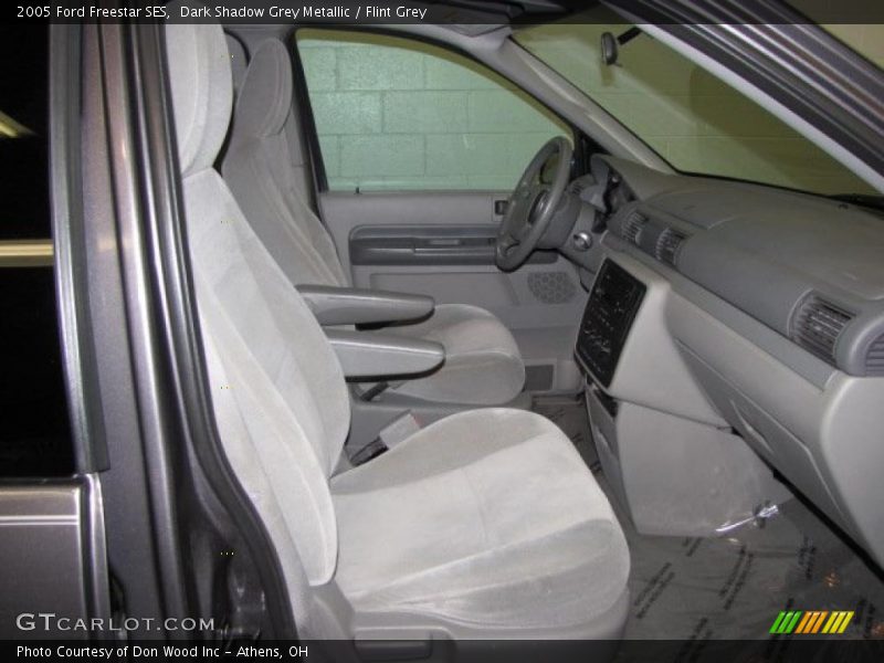  2005 Freestar SES Flint Grey Interior