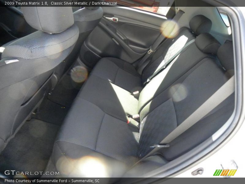 Classic Silver Metallic / Dark Charcoal 2009 Toyota Matrix 1.8